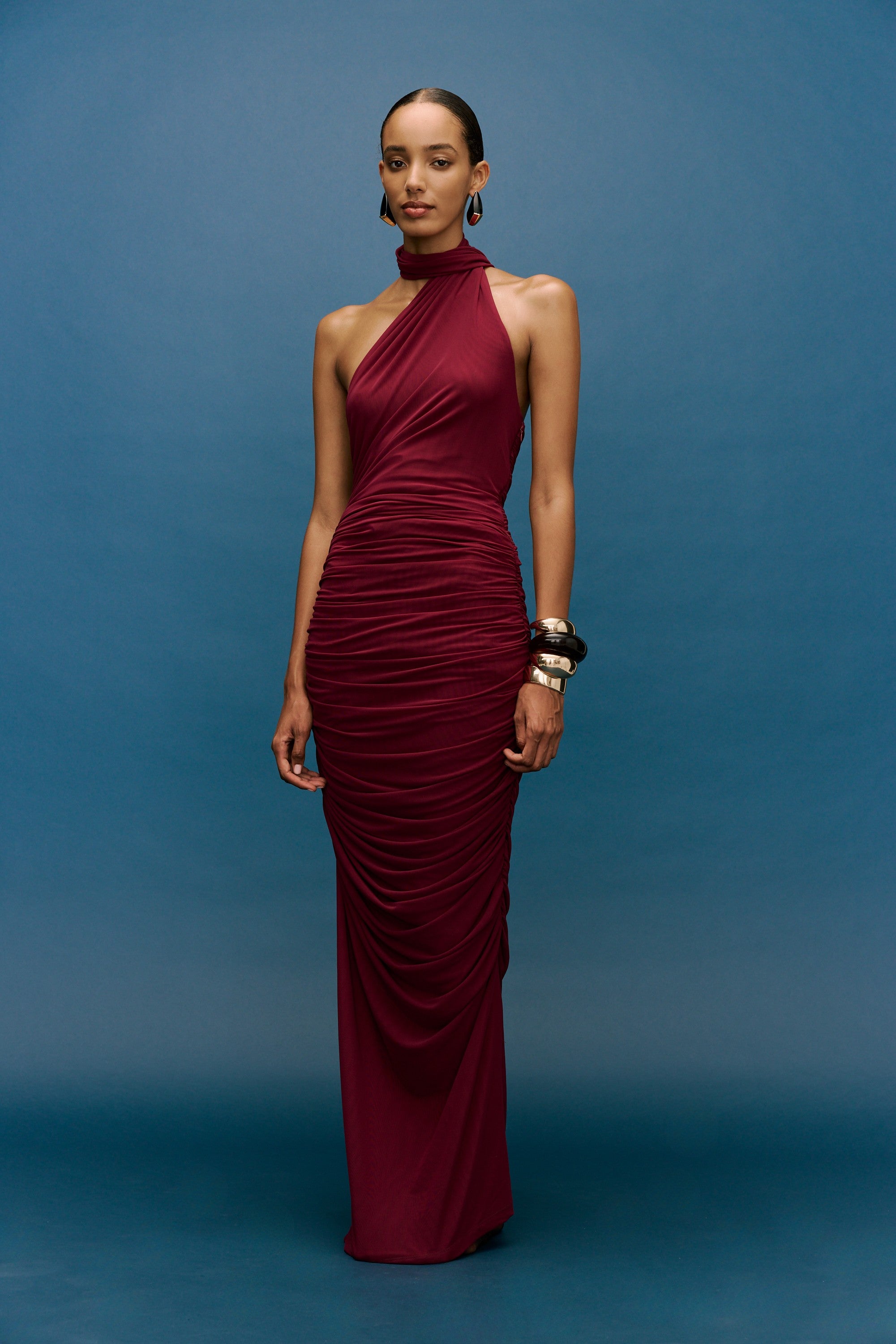 ALESSIA_GOWN_KIANNA_FRONT