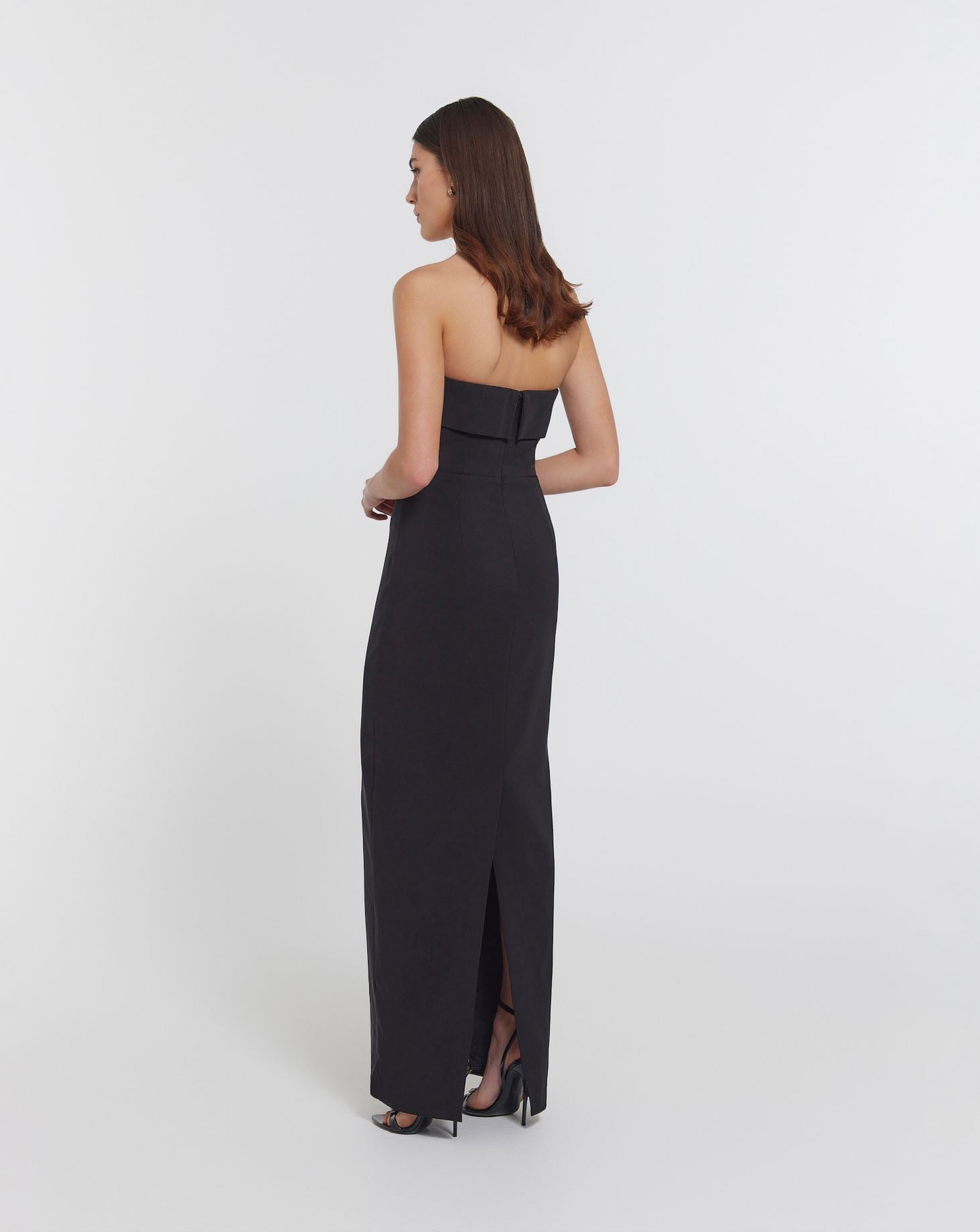 Sutton Gown Black KIANNA 